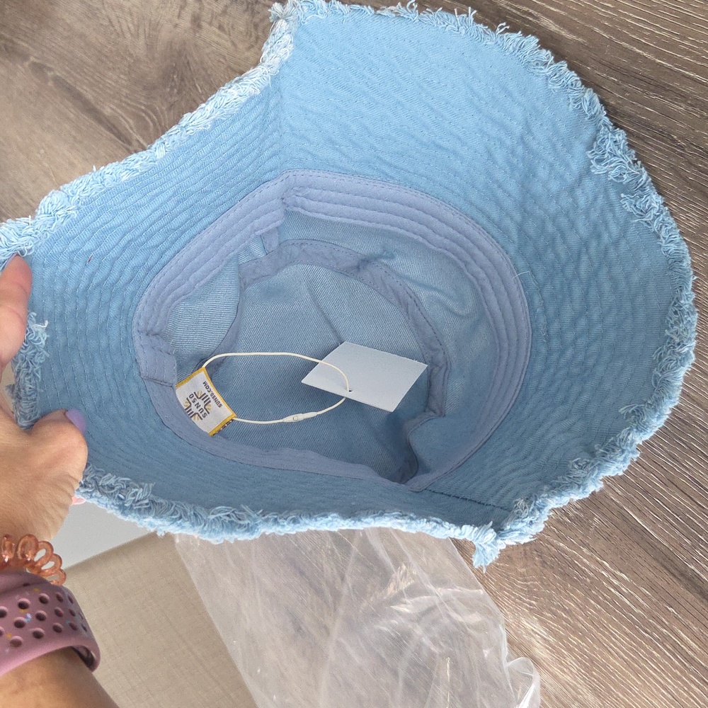 NEW! SUN50 Frayed Edge Denim Bucket Hat BLUE - Picture 4 of 7